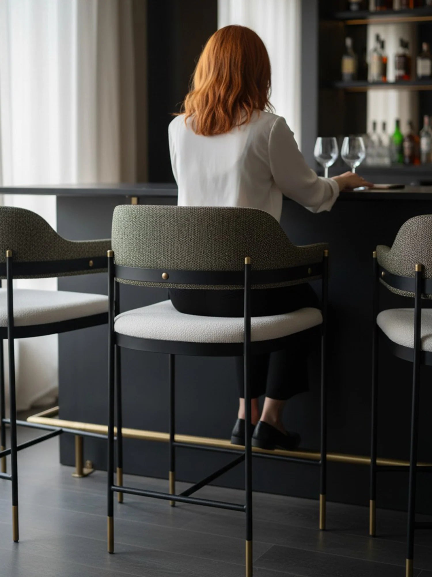 Mimarların Gözünden "İmza" Niteliğinde Metal Sandalye Seçimleri