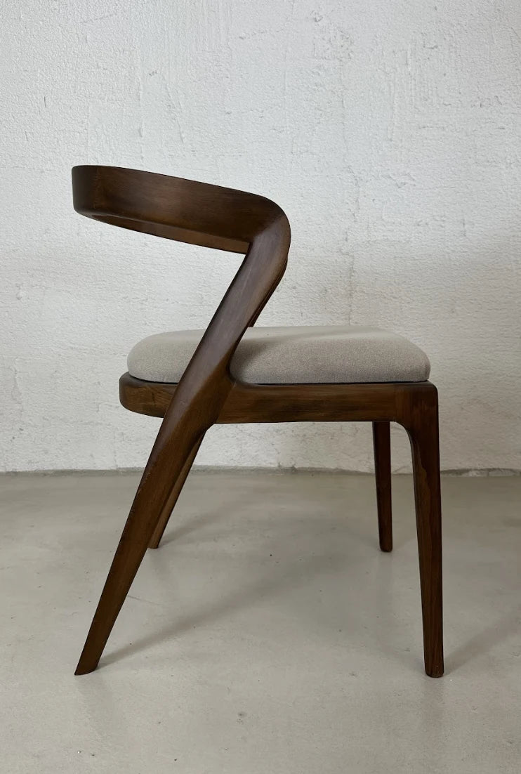 ceviz ahşap akrep model sandalye