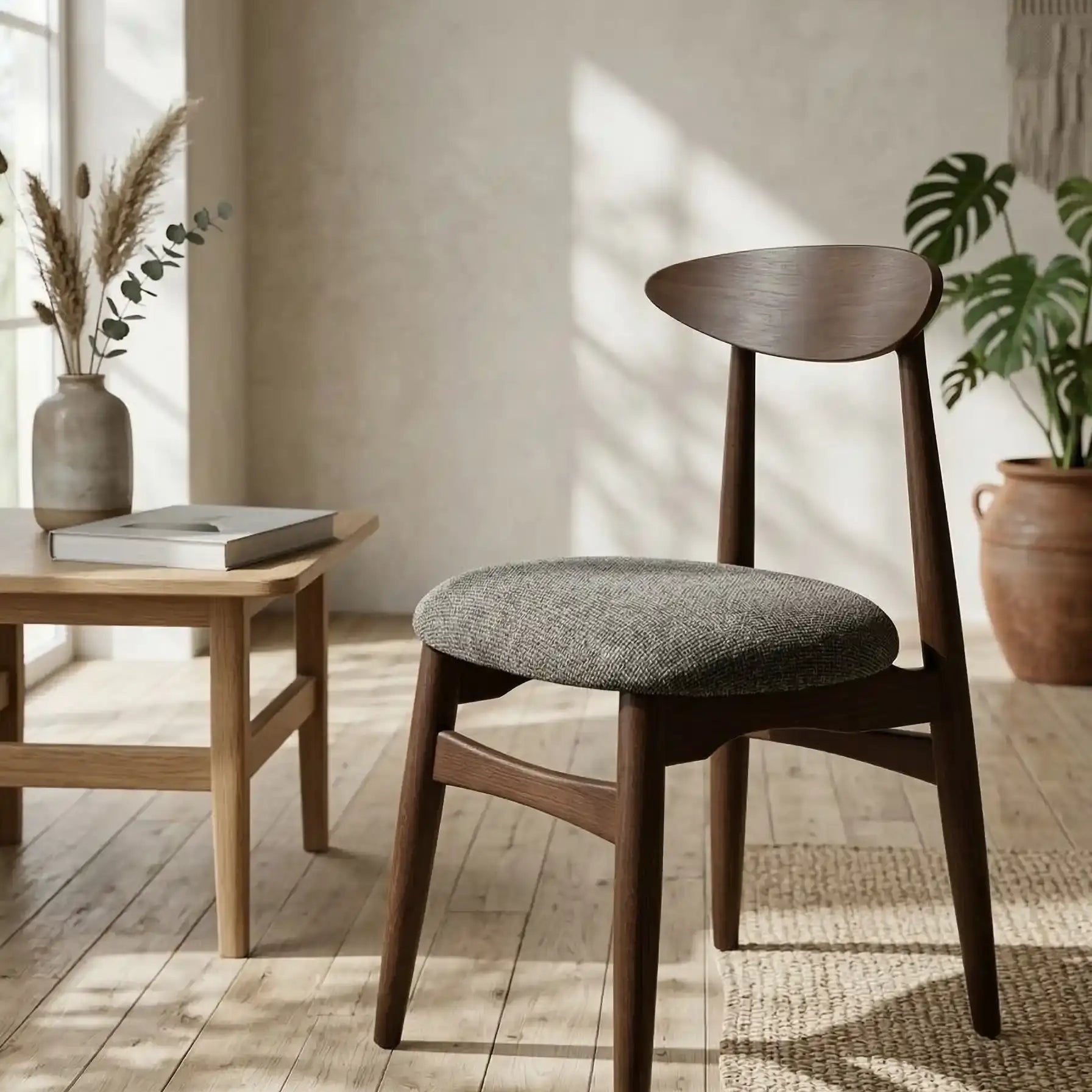 Rams Minimalist Ahşap Sandalye