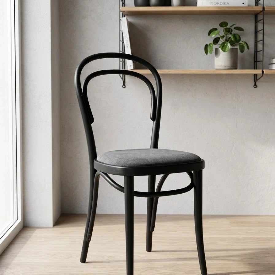Thonet Model 14 Döşemeli Ahşap Sandalye