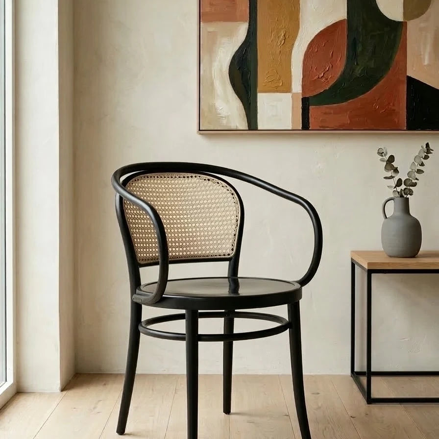 Thonet Model 30 Ahşap Oturumlu Hazeranlı Sandalye