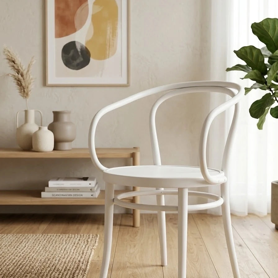 Thonet Model 30 Kollu Ahşap Sandalye